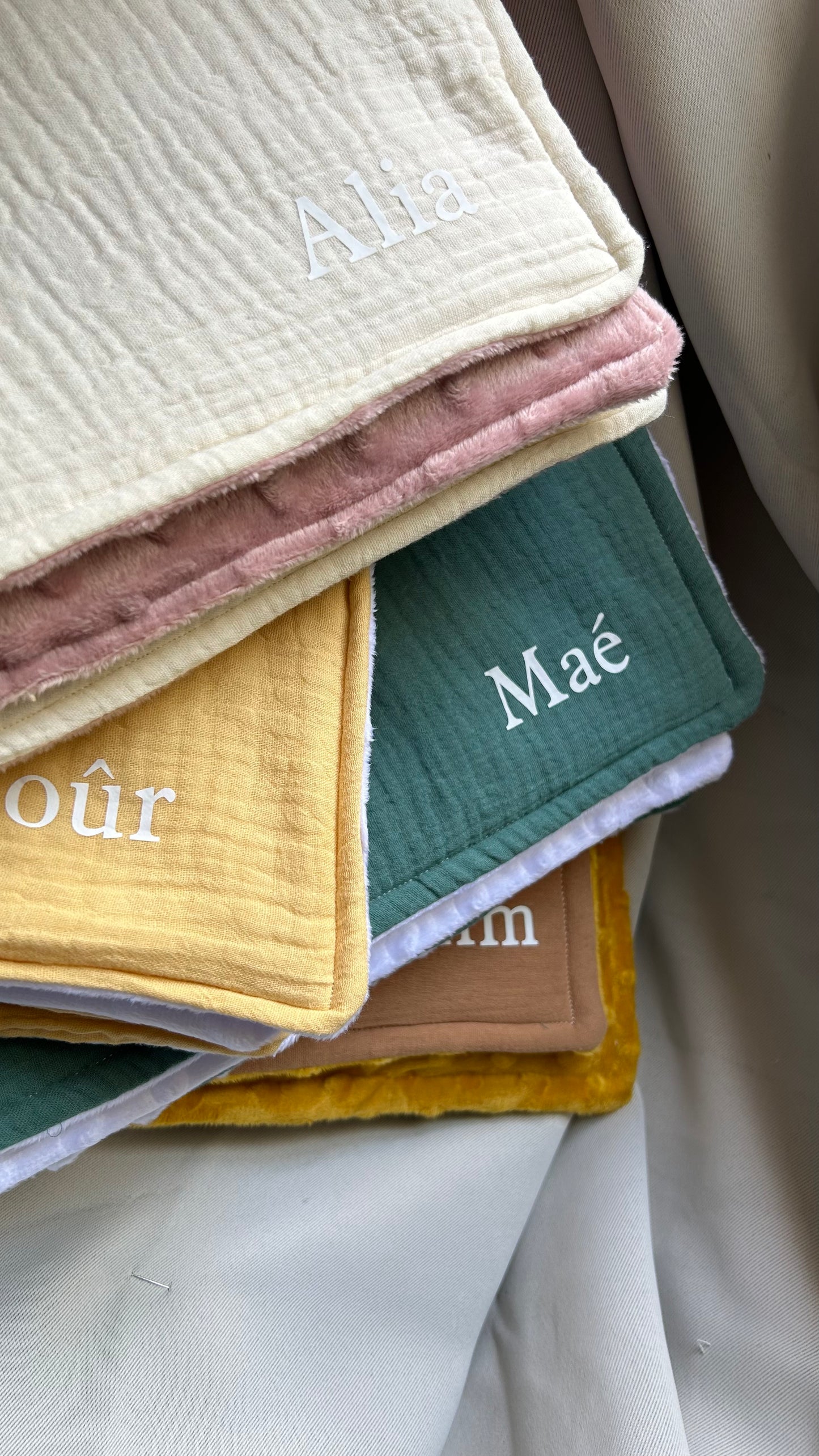 Couverture de naissance chaude