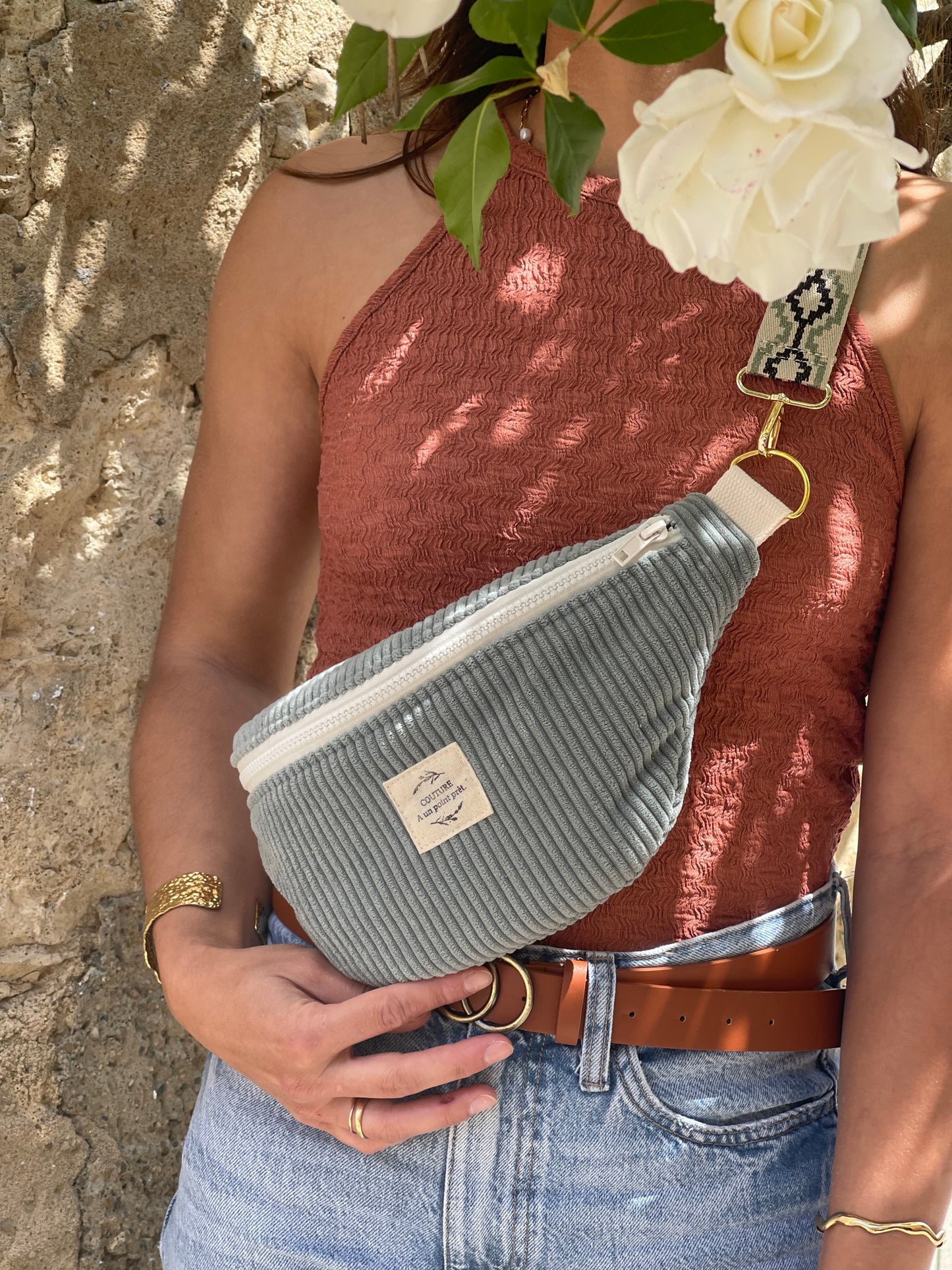 Banane velours bleu gris