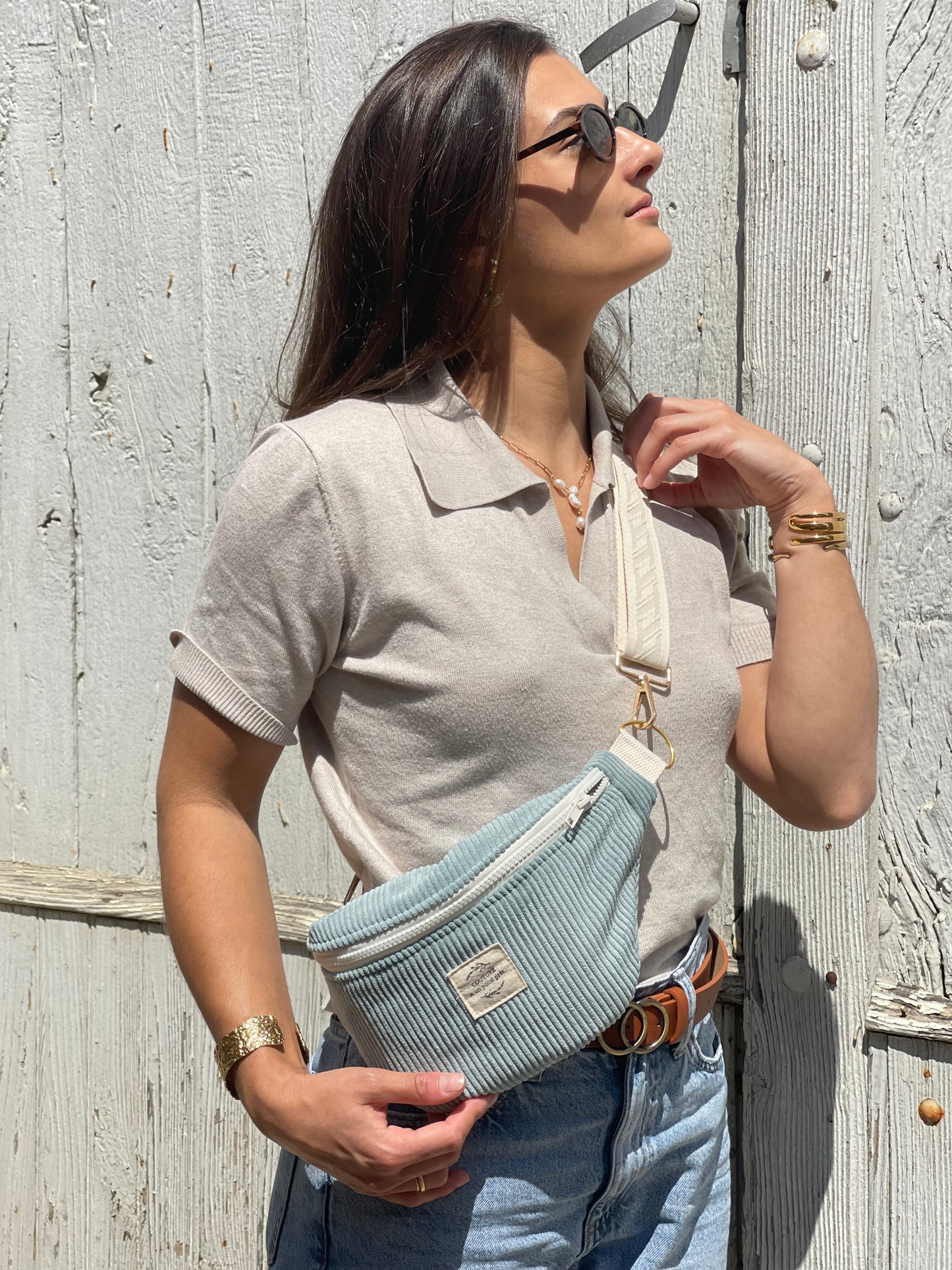 Banane velours bleu ciel