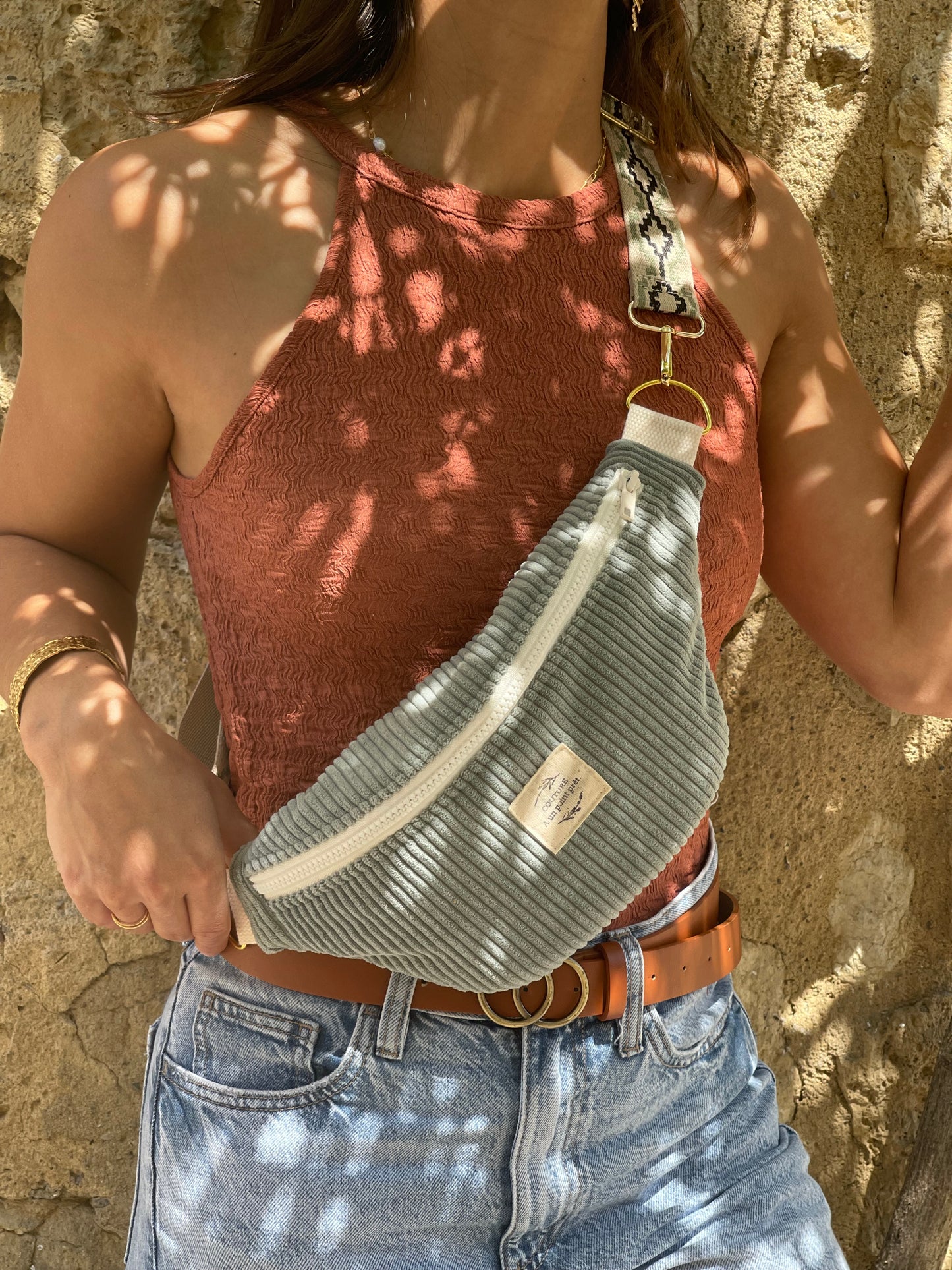Banane velours bleu gris