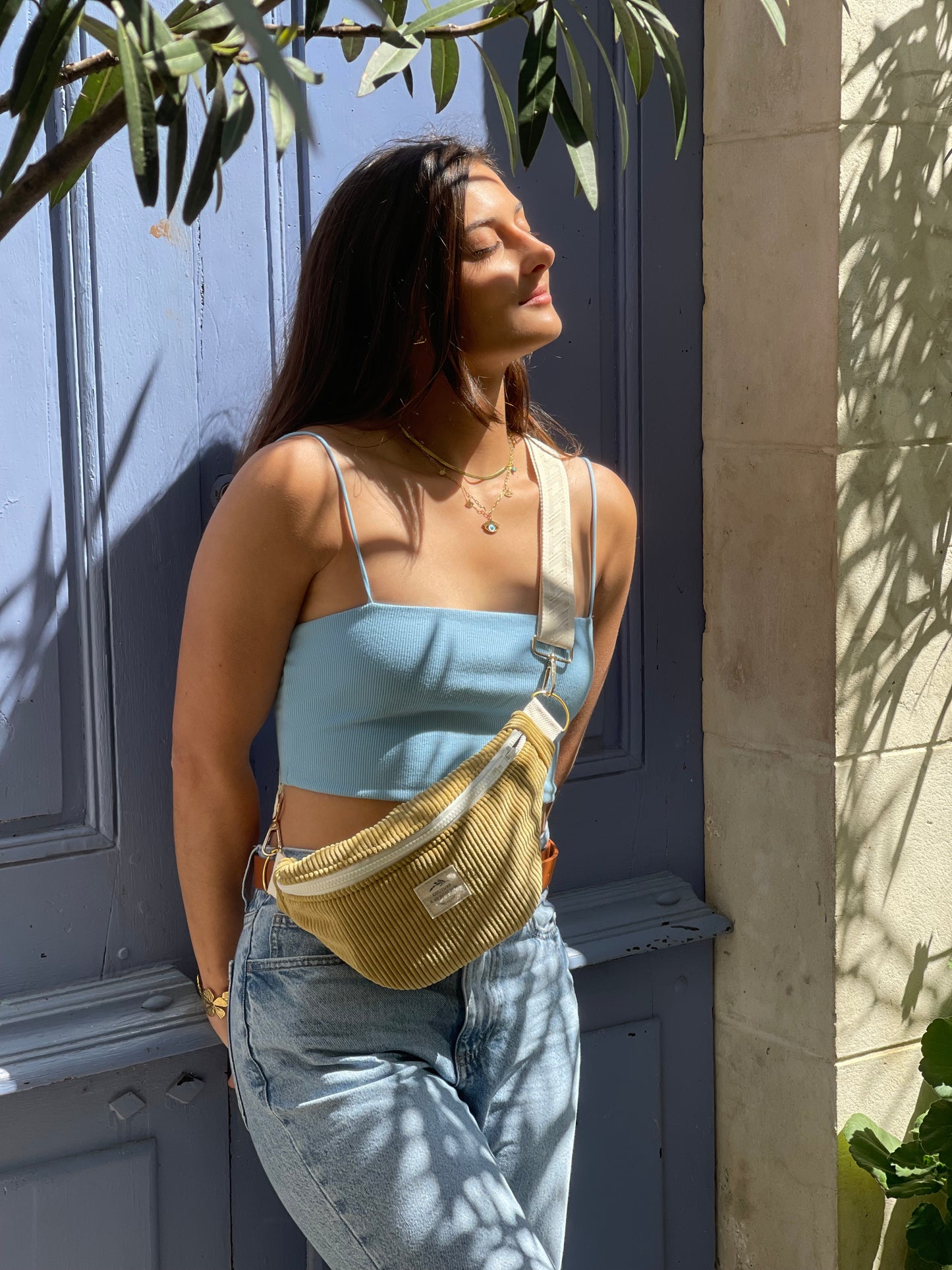 Banane velours moutarde