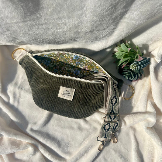 Banane velours vert kaki