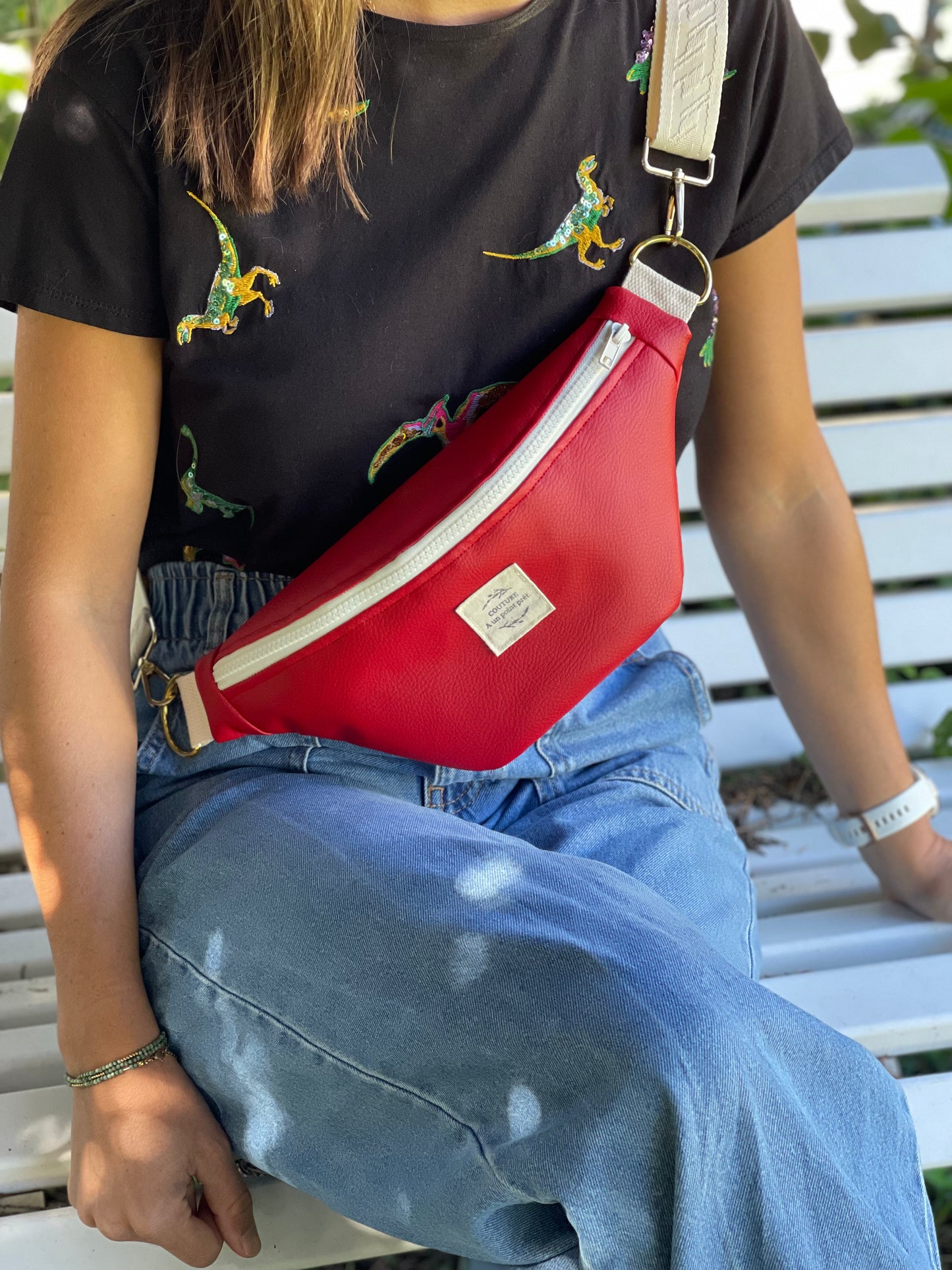 Banane similicuir rouge