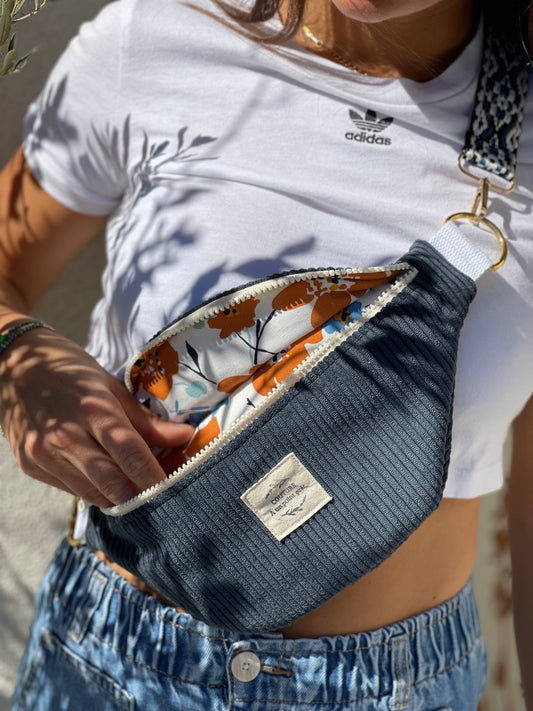 Banane velours bleu marine